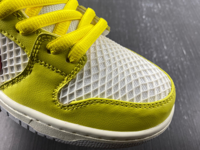 Nike Dunk Low Be True Sample DX5933-900