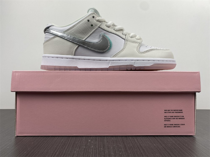 Nike SB Dunk Low Pro OG QS D1am0nd White BV1310-100