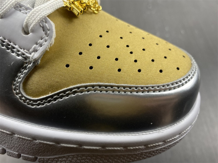 Nike Dunk Low Heirloom (W) - DH4403-700