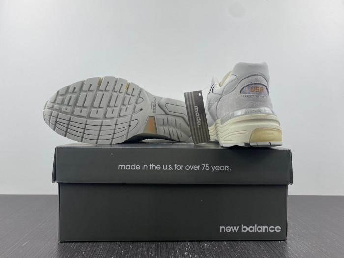 New Balance M992MD