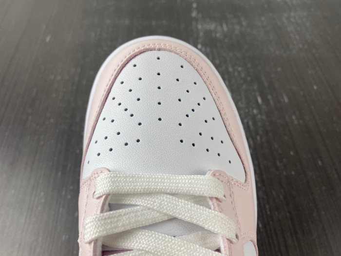 Nike Dunk Low "Pink Paisley" FD1449-100