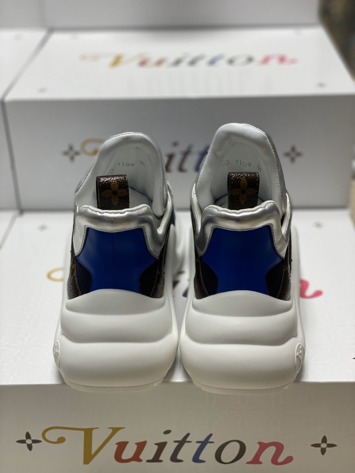 LO1_VTS ARCHLIGHT SNEAKER