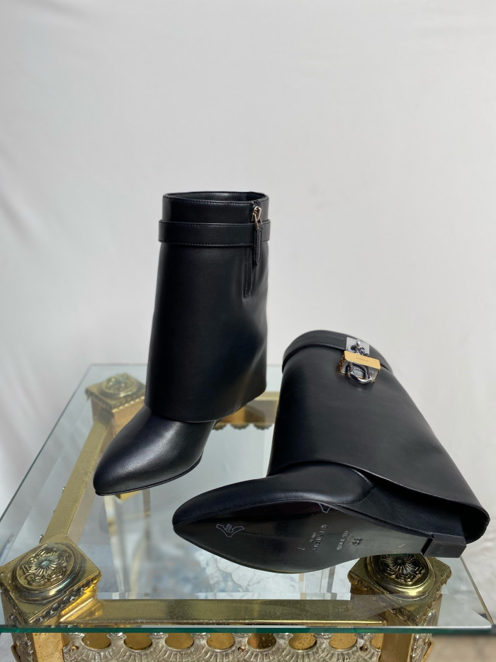 Givenchy BOOTS