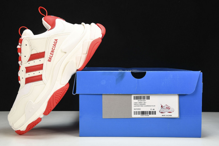 BLCG SNEAKER TRIPLE.S.