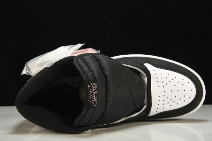 Air Jordan 1 Retro High OG Bleached Coral - 555088-108