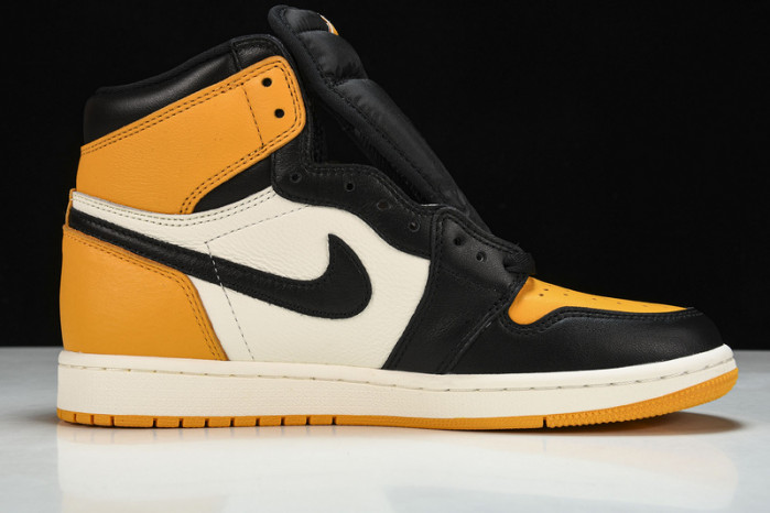Air Jordan 1 High OG "Yellow Toe" 555088-711