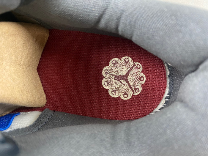 JORDAN 2 RETRO LOW YEAR OF THE DRAGON (WOMEN