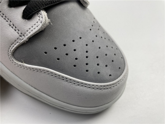 Nike sb dunk “VX1000 Comcorder” CV1659 001