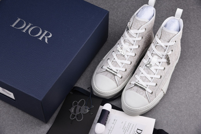 DIO* B23 OBLIQUE HIGH-TOP SNEAKER