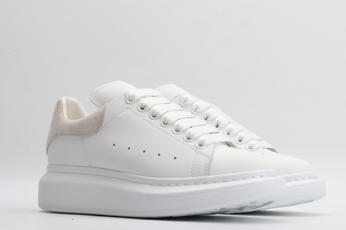 A1exa*der Mcqv*en OVERSIZED