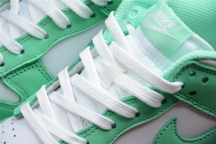Nike Dunk Low Green Glow (W) - DD1503-105