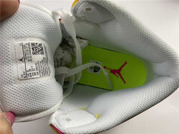 Air Jordan 1 Mid GS "Edge Glow" - CV4611 100