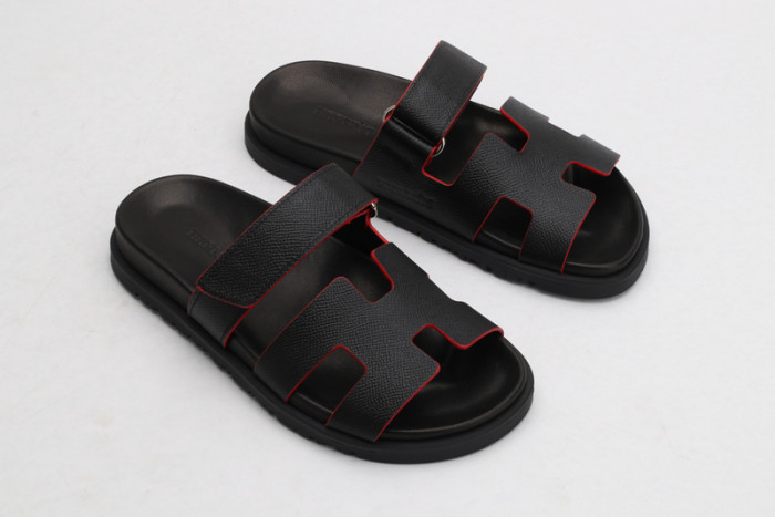 H**me5 SANDALS