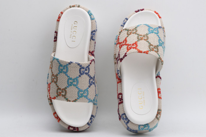 Gvc*1 SANDAL