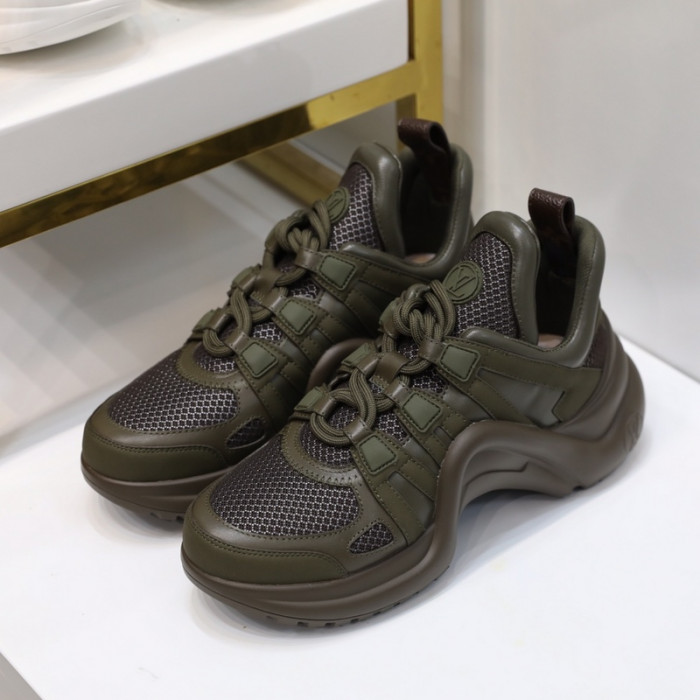 LO1_VTS ARCHLIGHT SNEAKER