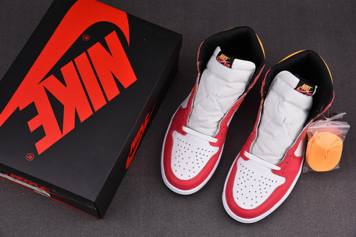 Air Jordan Retro 1 High OG Fusion Red 555088-603