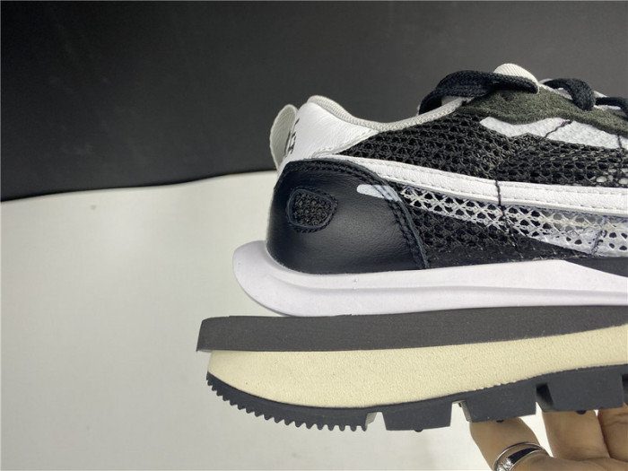 SACAI X NIKE PEGASUA VAPORFLY BLACK WHITE CI9928-001