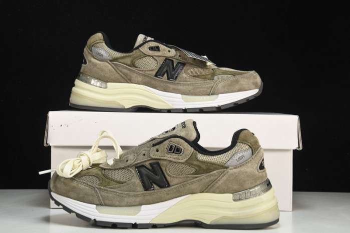 New Balance M992J2