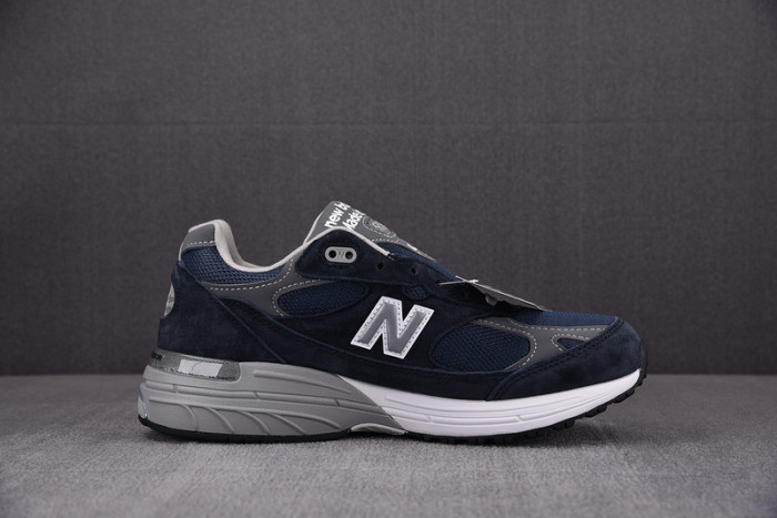 New Balance MR993NV