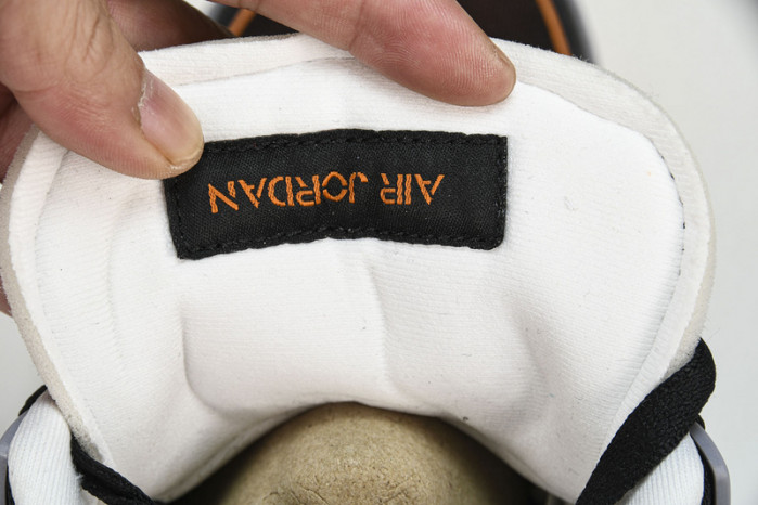 Air Jordan 4 Retro Starfish (W) - CW7183-100