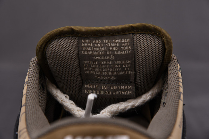 Nike SB Dunk Low Travis Scott CT5053-001