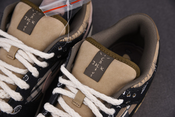 Nike SB Dunk Low Travis Scott CT5053-001