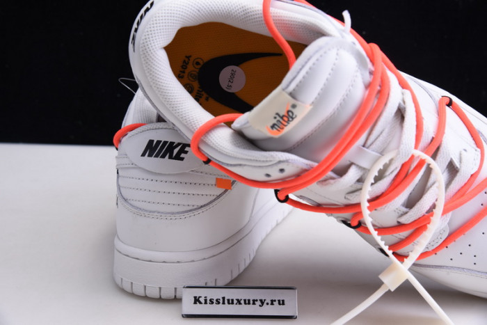 NIKE DUNK LOW CT0856-900