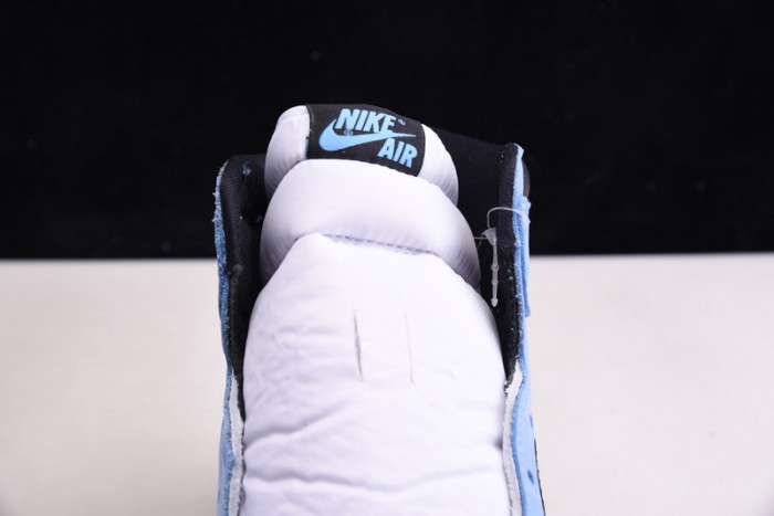 Air Jordan 1 High OG “University Blue 555088-134