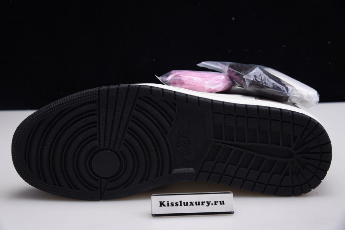 AIR JORDAN 1 RETRO HIGH OG 