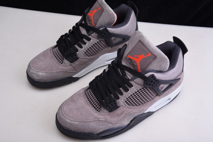 AIR JORDAN 4 "TAUPE HAZE" DB0732-200