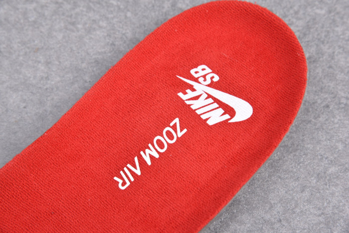 Nike SB Dunk Low "Chicago" BQ6817-600