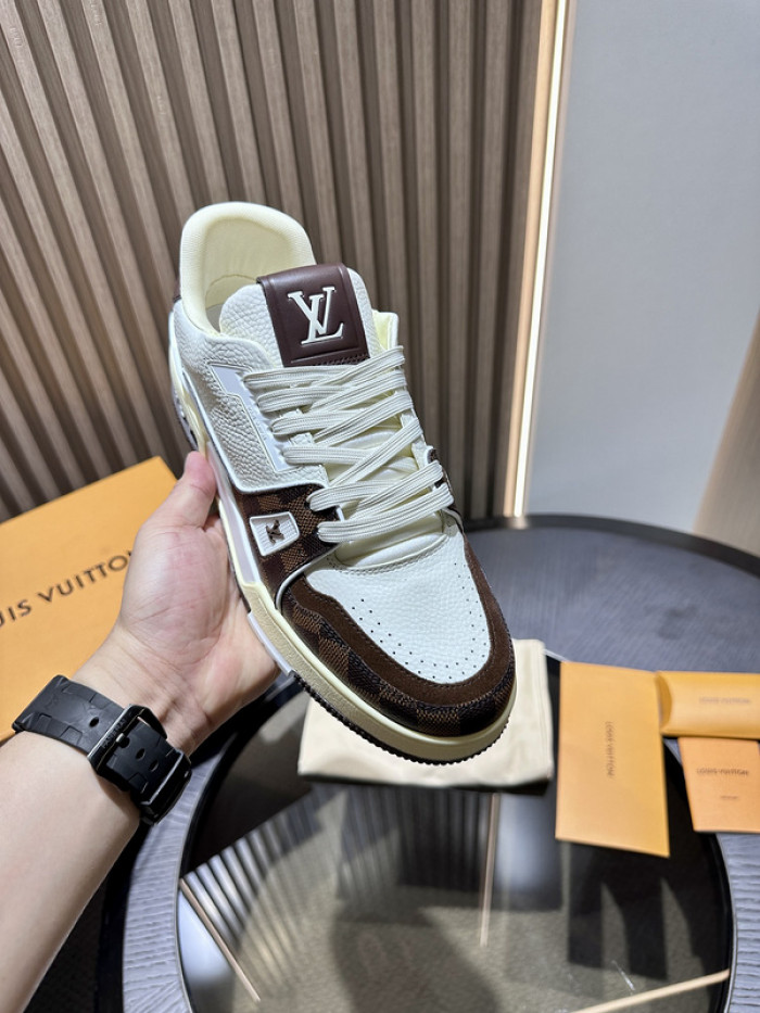 LO1_VTS SNEAKER