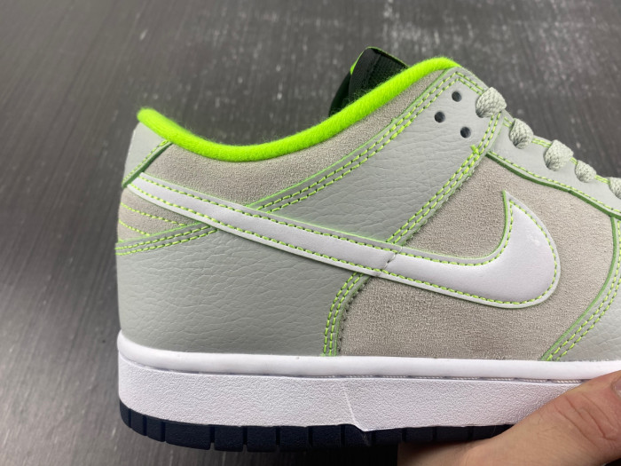 Nike Dunk Low University of Oregon PE FQ7260-001