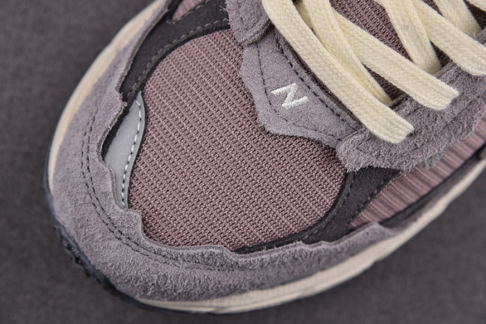 New Balance M2002RDY