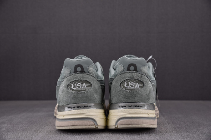 New Balance MR993KH1