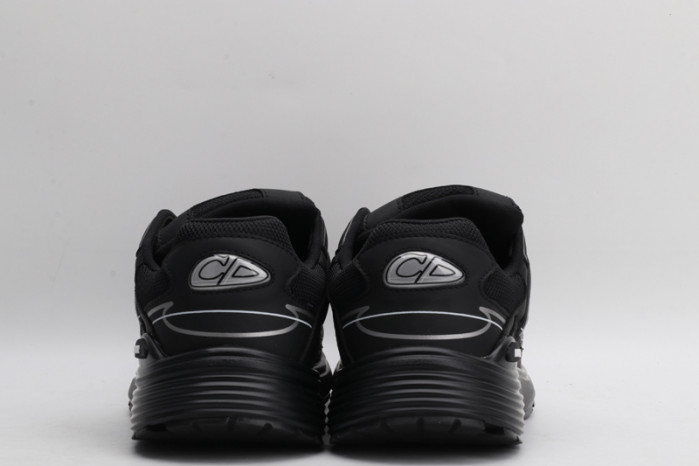 DIO B30 LowTop Sneaker