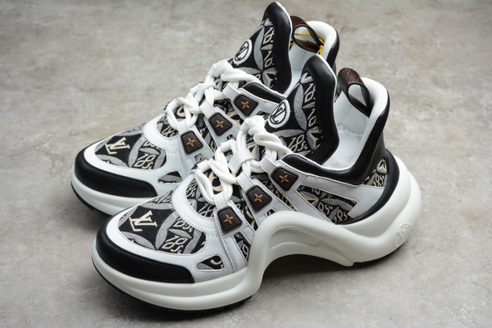 LO1_VTS ARCHLIGHT SNEAKER