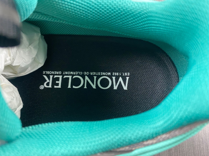 MONCLER TRAILGRIP GORE-TEX