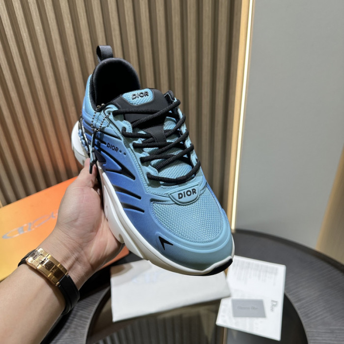 DIO* KAWS B33 SNEAKER