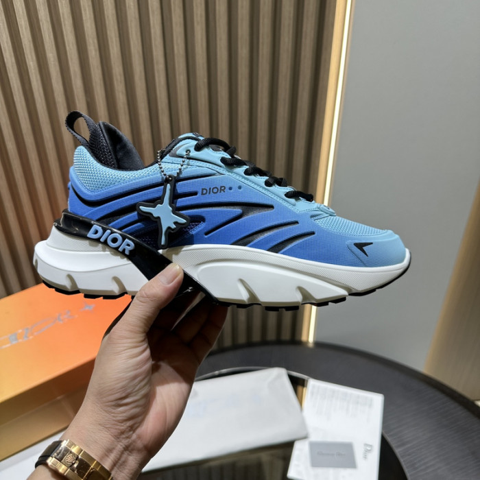 DIO* KAWS B33 SNEAKER