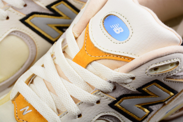 New Balance M2002RJ1