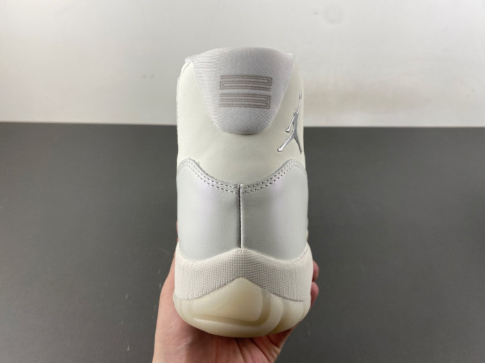 Jordan W Air Jordan 11 Retro Pearl AR0715-110