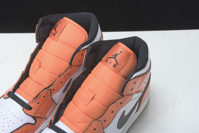 AIR JORDAN 1 MID “TURF ORANGE” DD6834-802