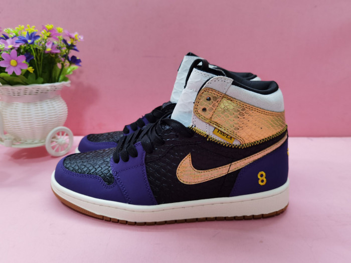 KOBE BRYANT X AIR JORDAN 1 HIGH OG BLACK-PURPLE 555088-171