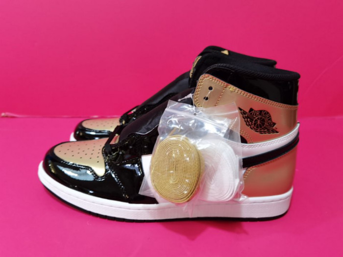 Air Jordan 1 Retro High Glod Toe 861428-007