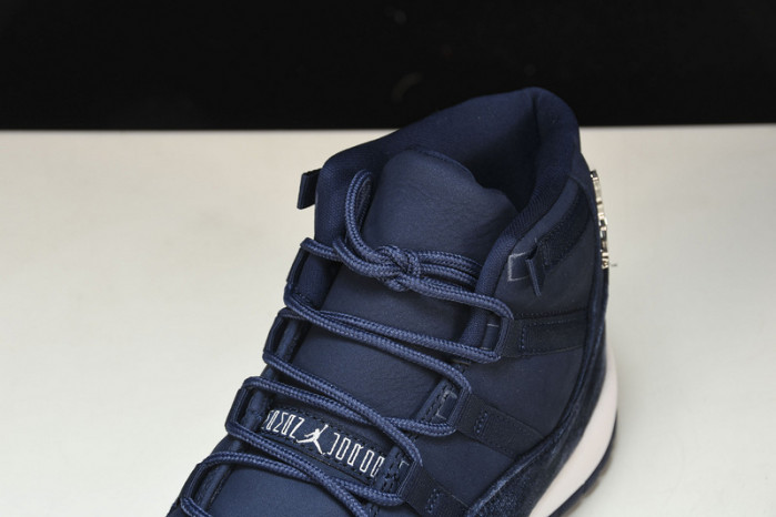 Air Jordan 11 WMNS "Midnight Navy" AR0715-441