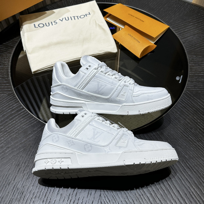 LO1_VTS SNEAKER
