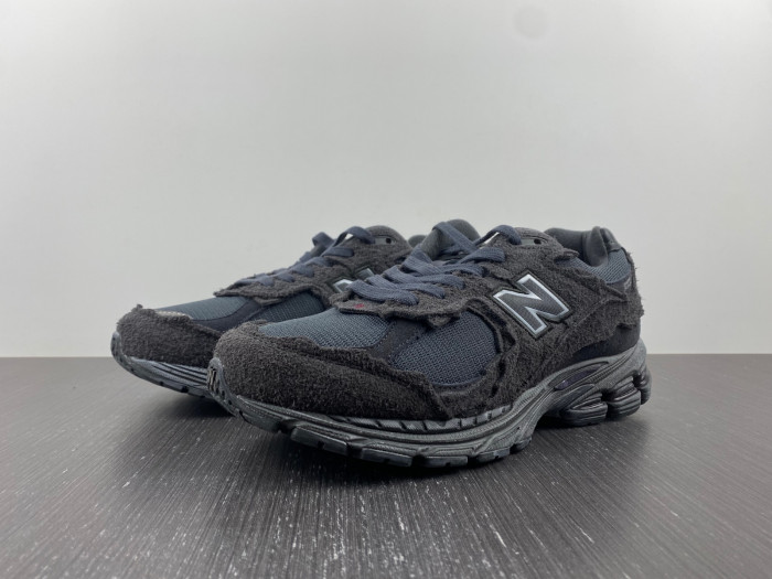 New Balance 2002R M2002RDB
