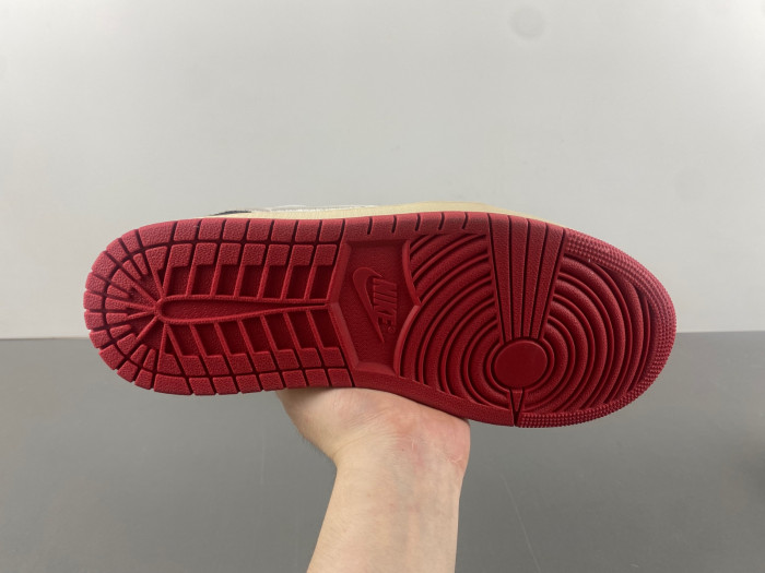 Trophy Room x Air Jordan 1 Low OG "Home" HV6157-100