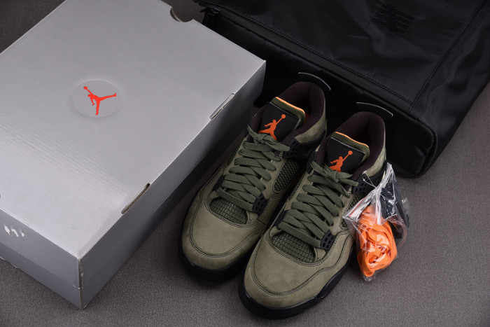 Undefeated x Air Jordan 4 Retro JBM351-M1